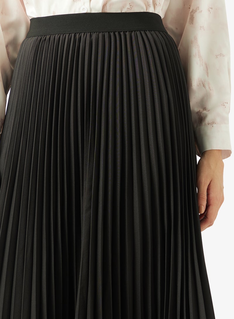 ELLA Pleated Skirt - Image 4